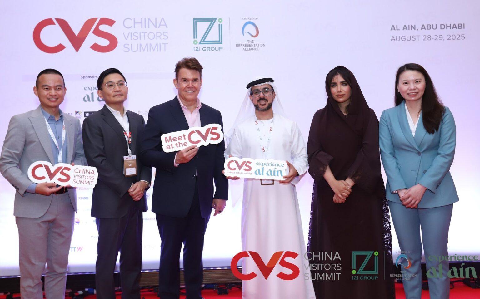 Historic Summit Brings Record-Breaking Chinese Travel Delegation to Abu Dhabi